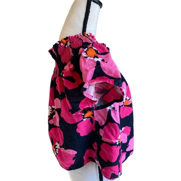 Floral Top by Who What Wear. - size Medium - Picture 4 of 7